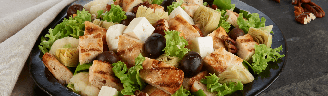 Ensalada Mozzarella y Mezquite de pollo