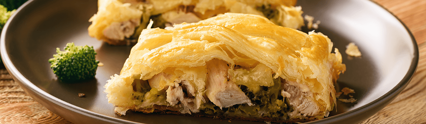 Pay de pollo y rajas